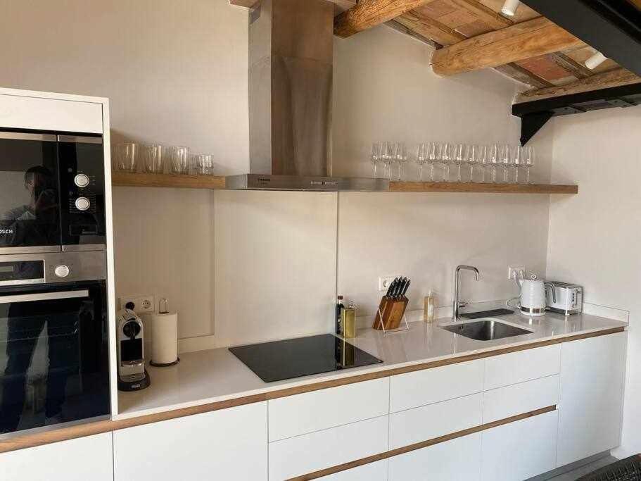 Velo Vern 3 Luxury Penthouse W Views Of City Wall Girona Exterior foto
